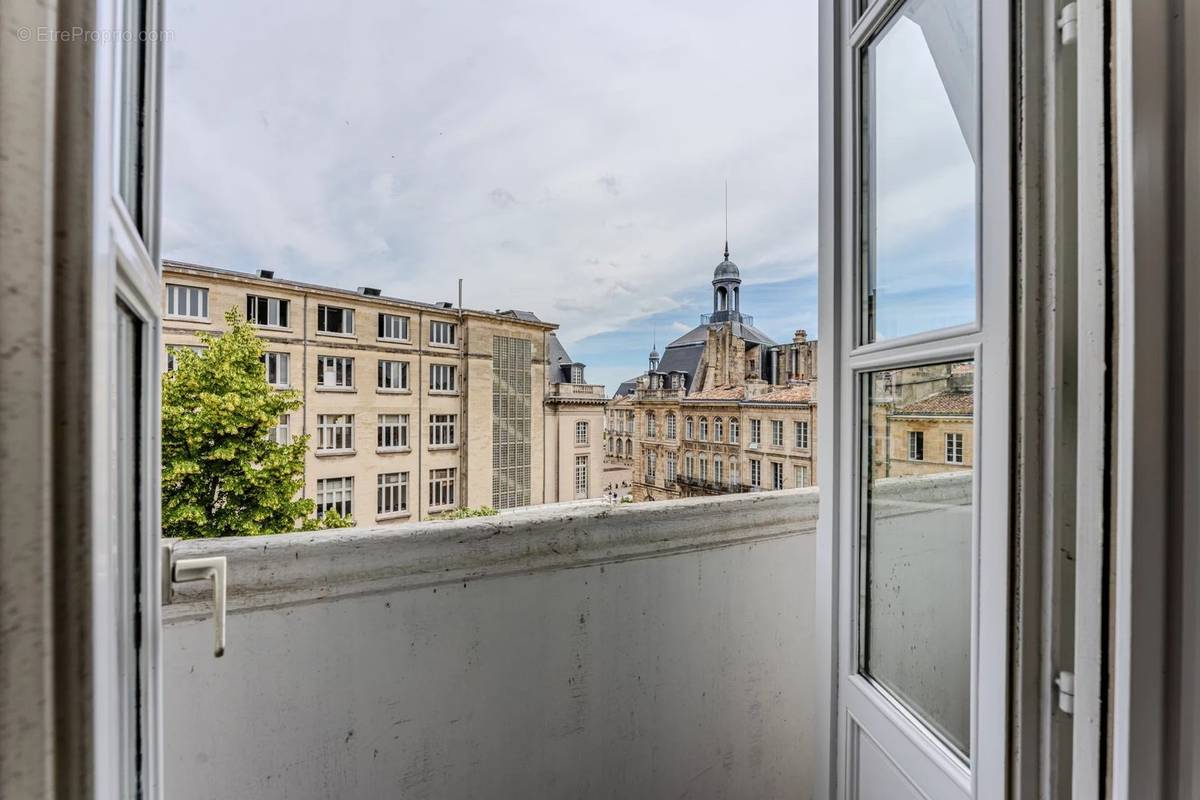 Appartement à BORDEAUX