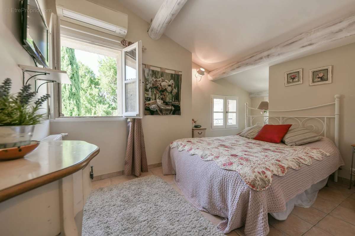 Appartement à UZES