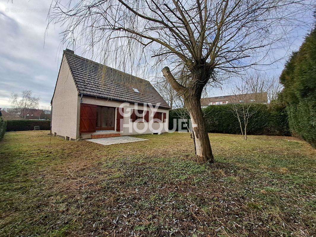 Maison à PERONNE