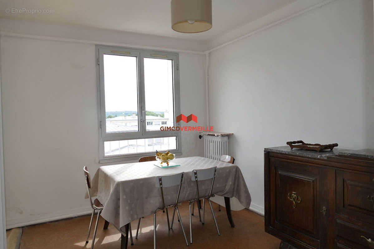 Appartement à RUEIL-MALMAISON