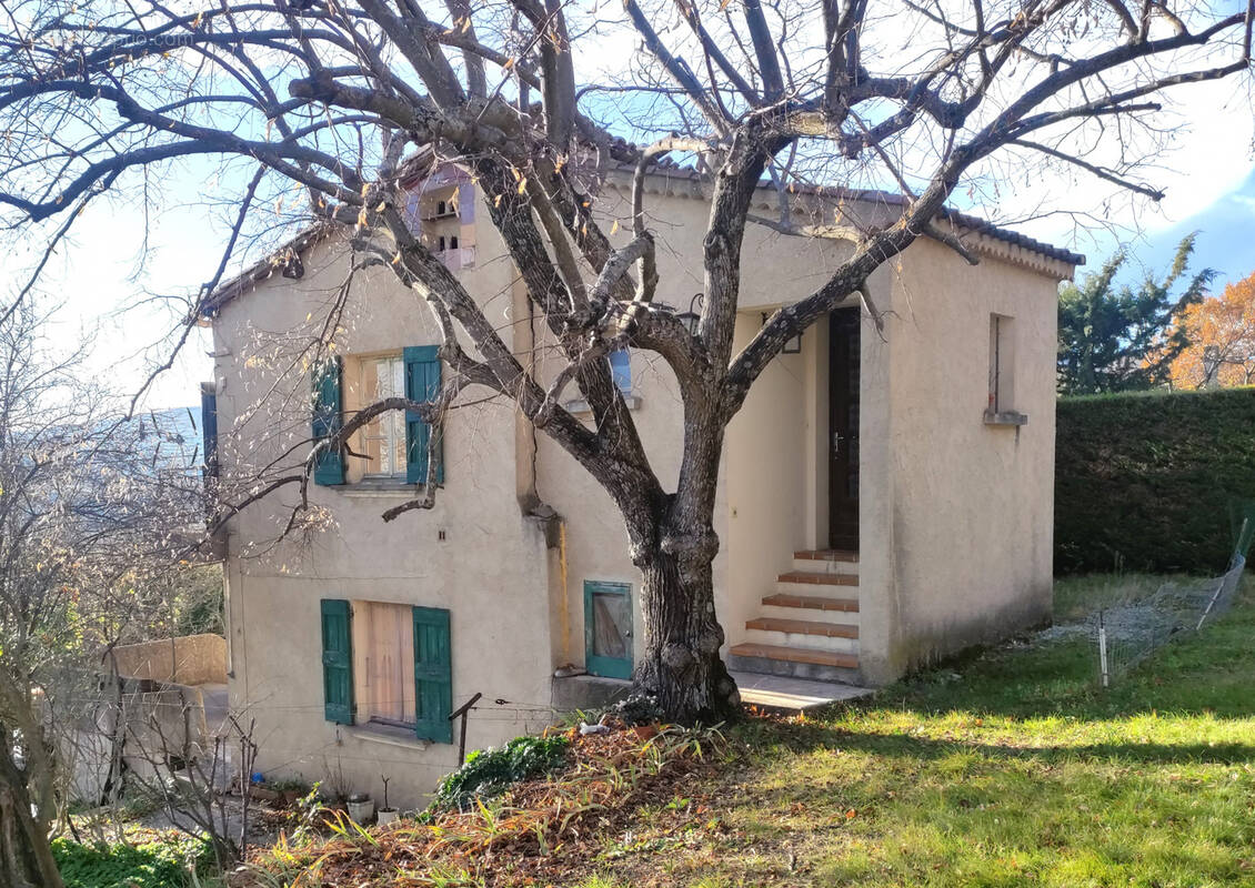 Maison à VOLONNE