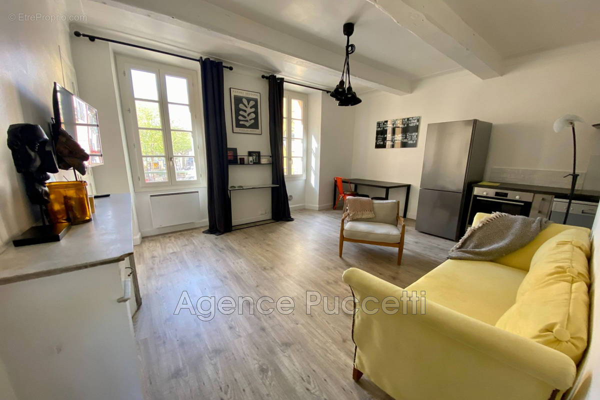 Appartement à VENCE