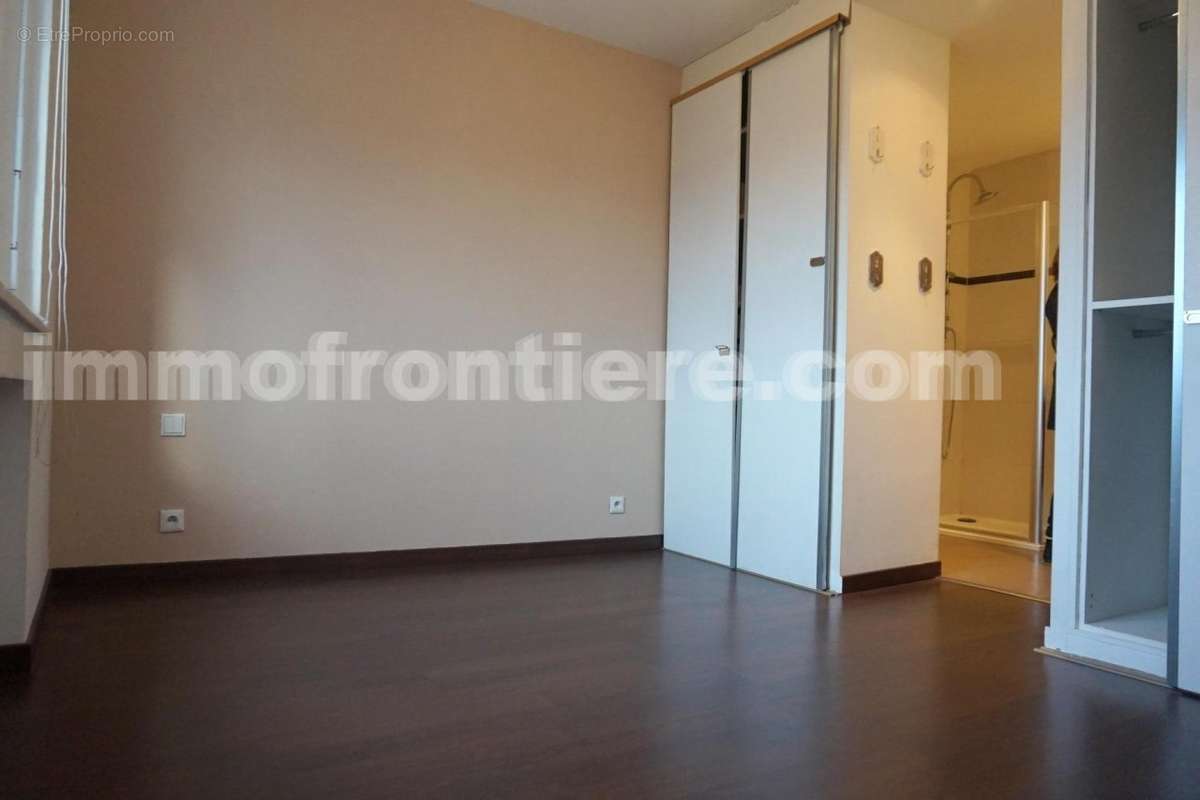 Appartement T2 à Annemasse - Appartement à ANNEMASSE