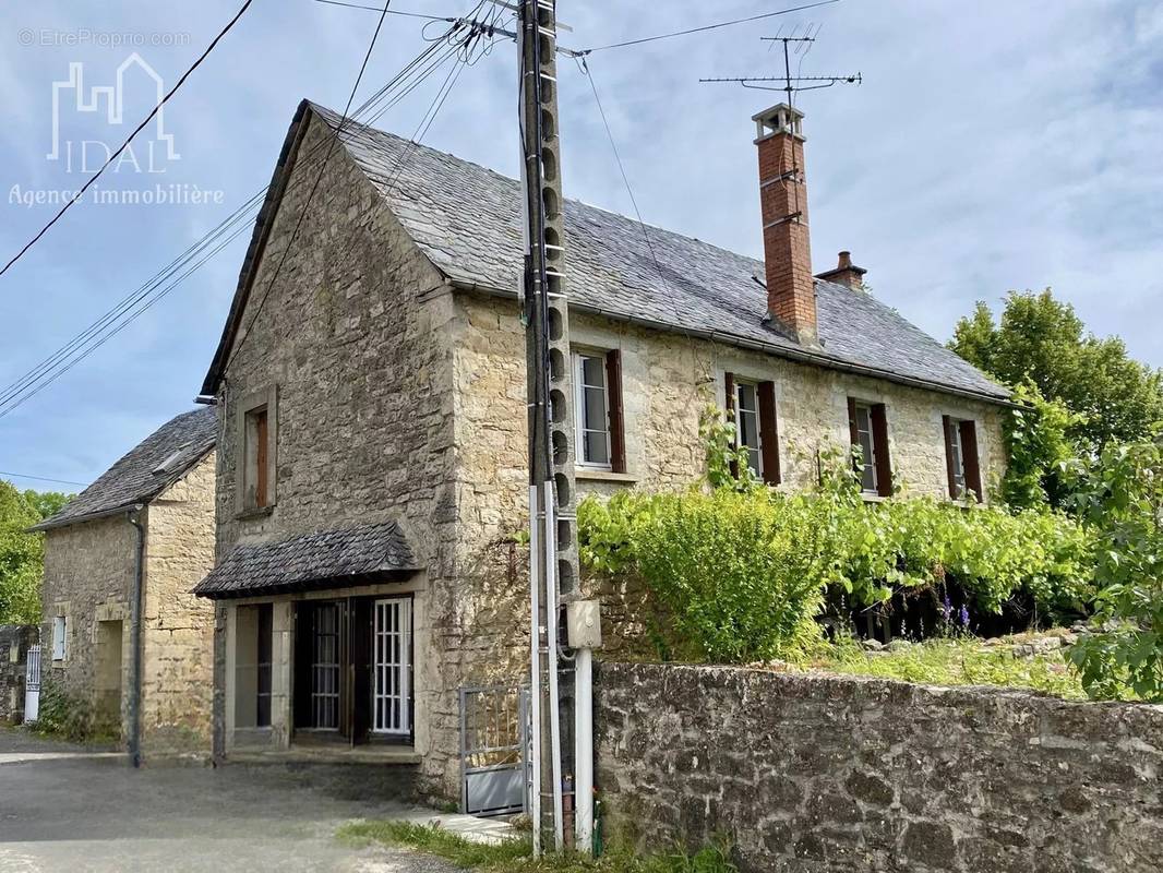 Maison à SAINT-MARTIN-DE-LENNE