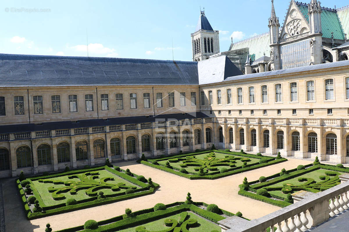 Appartement à SAINT-DENIS