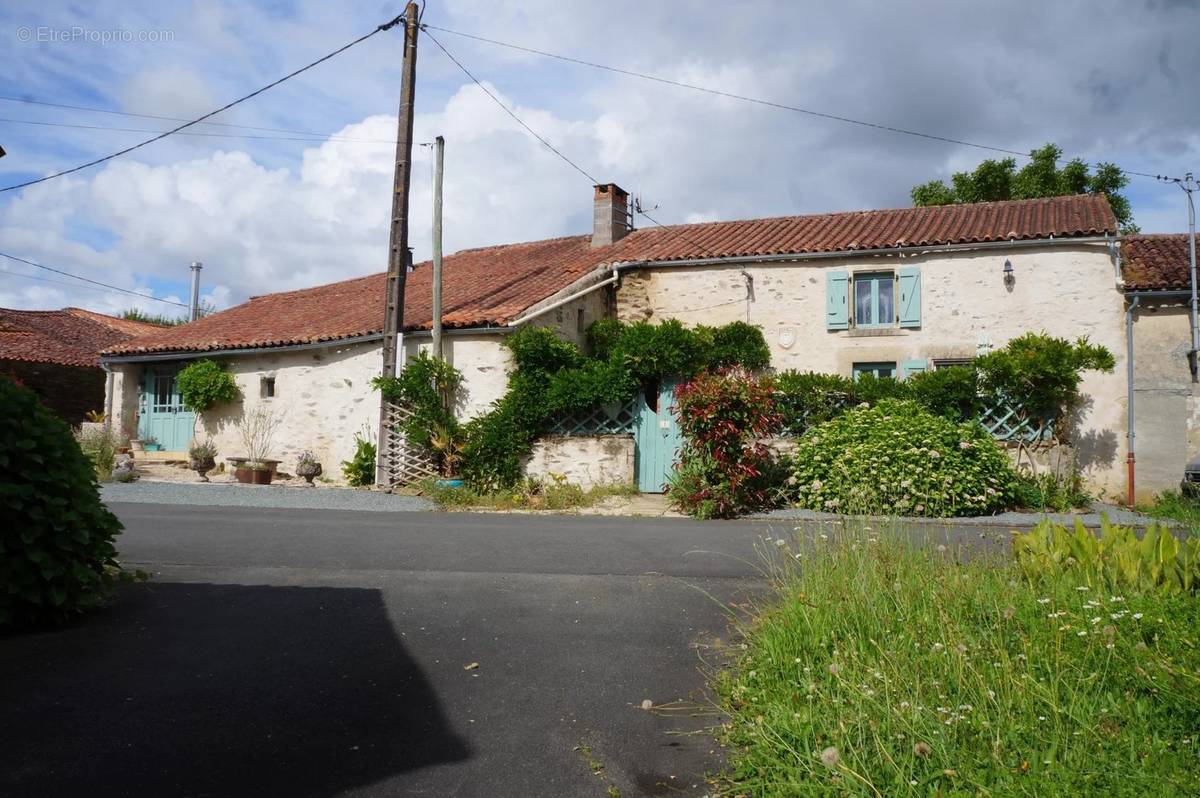 Maison à VOUVANT