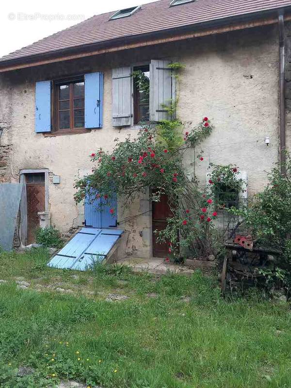 Maison à SAINT-LOTHAIN