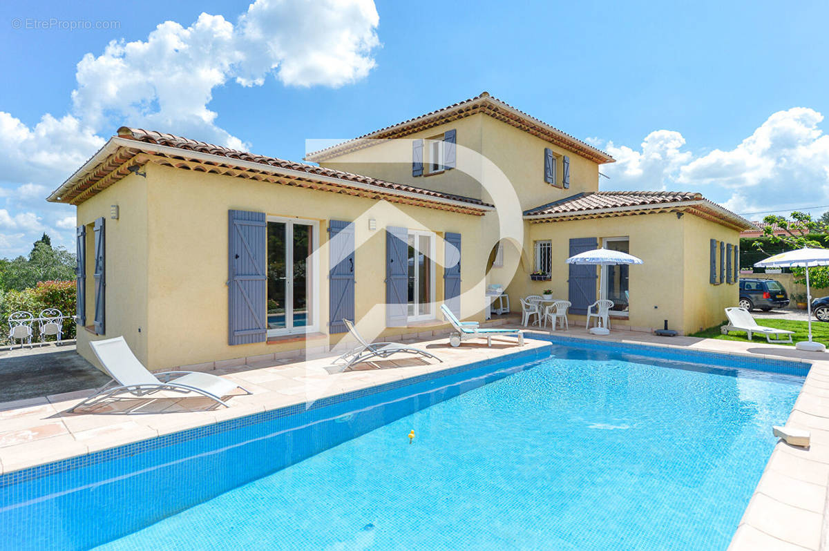 Maison à SAINT-MAXIMIN-LA-SAINTE-BAUME