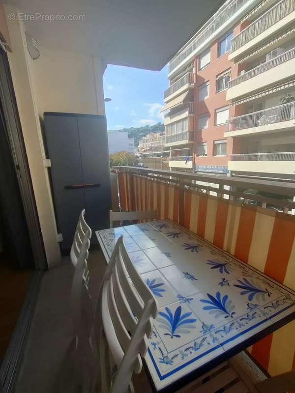 Appartement à VALLAURIS