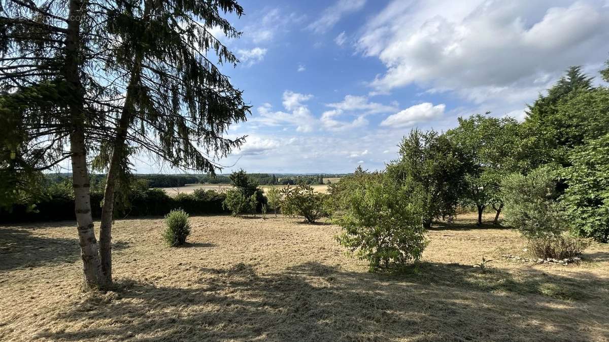 Maison à BRIE-SOUS-BARBEZIEUX