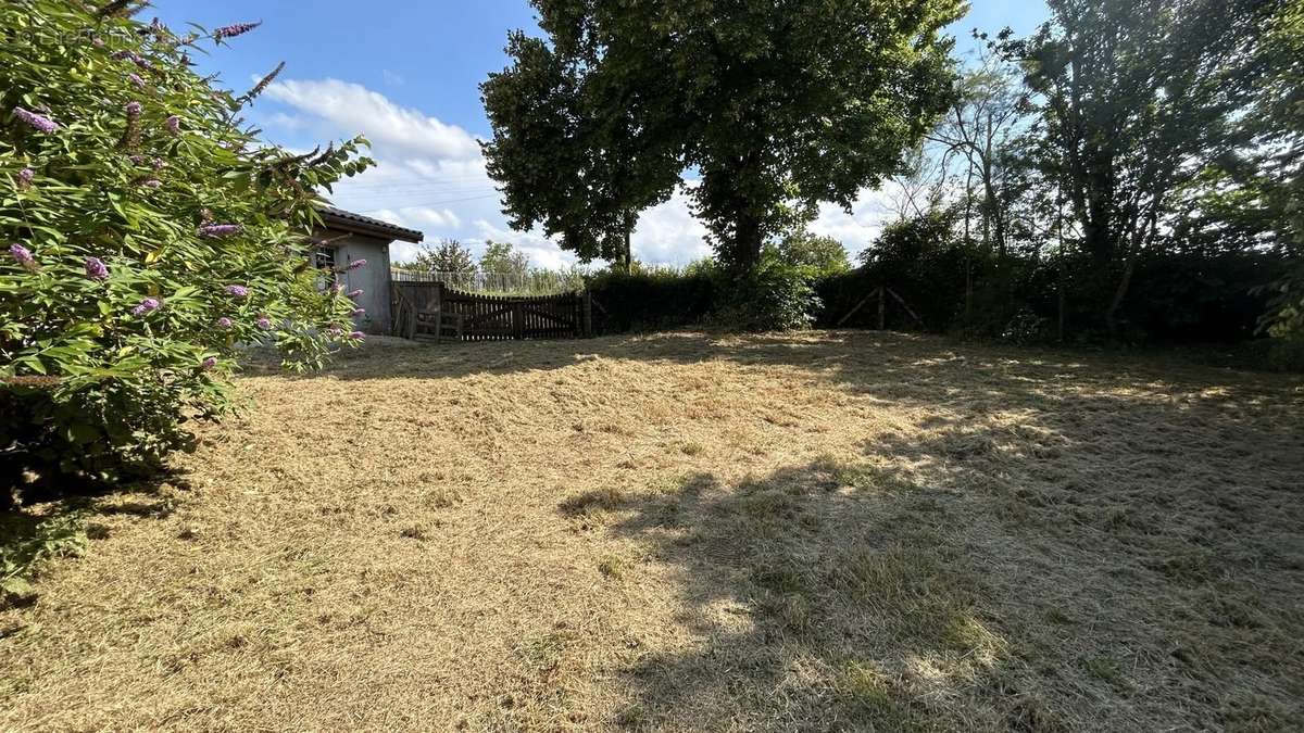 Maison à BRIE-SOUS-BARBEZIEUX