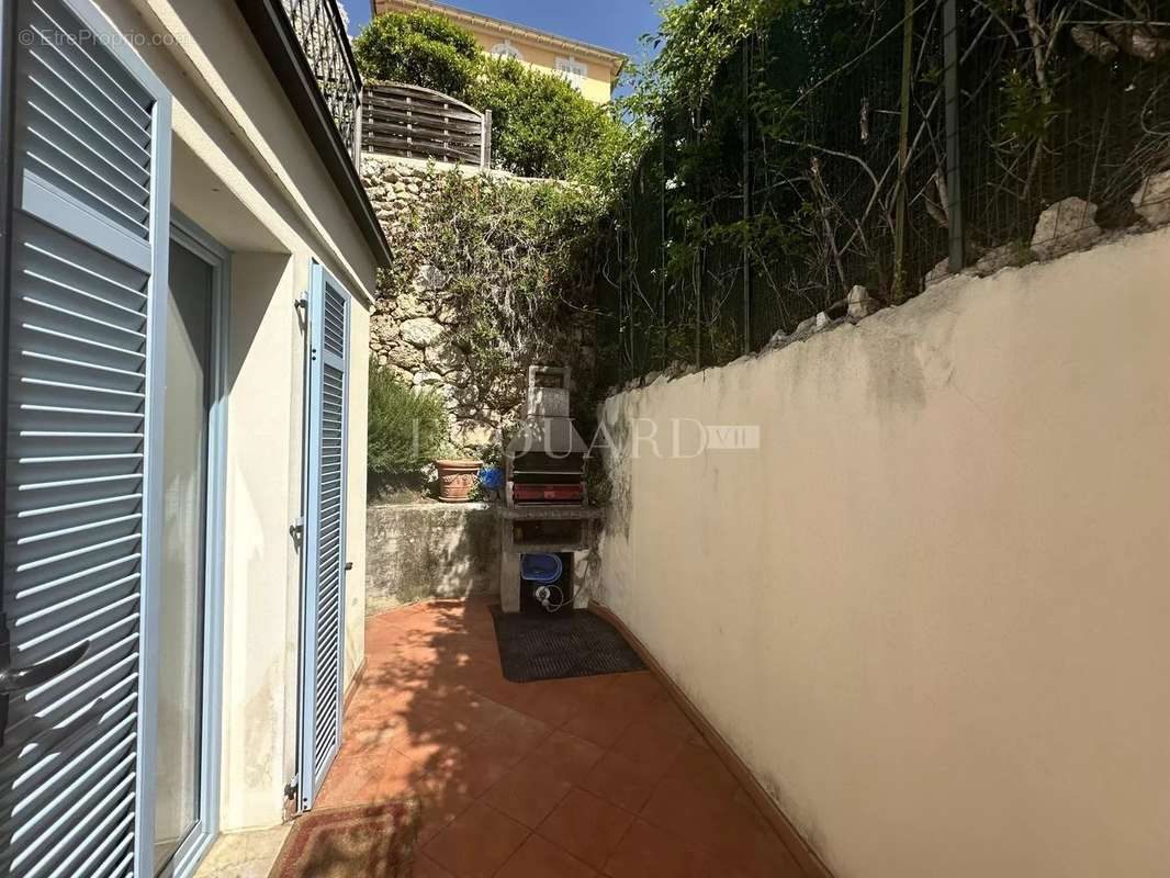 Appartement à ROQUEBRUNE-CAP-MARTIN