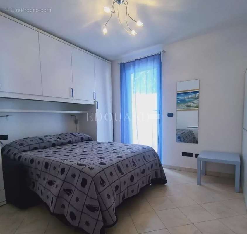 Appartement à ROQUEBRUNE-CAP-MARTIN