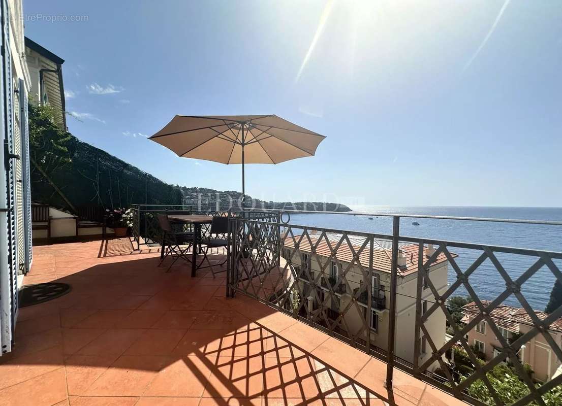 Appartement à ROQUEBRUNE-CAP-MARTIN