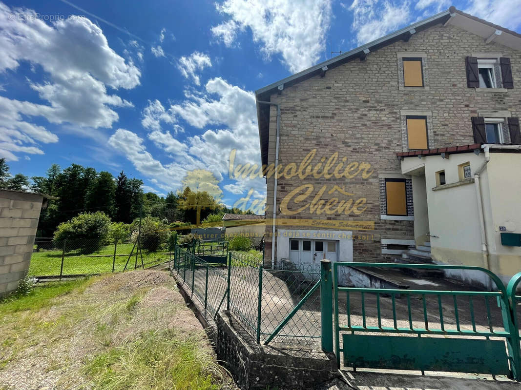 Maison à LUXEUIL-LES-BAINS