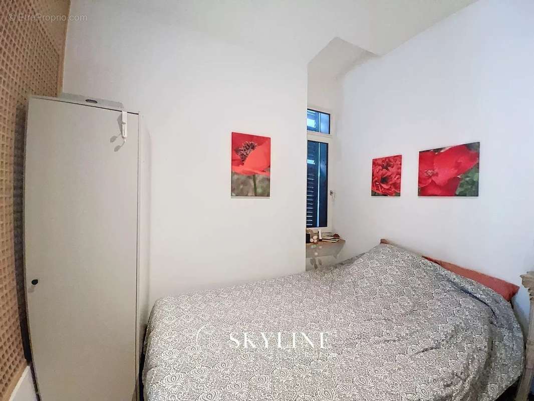 Appartement à MARSEILLE-1E