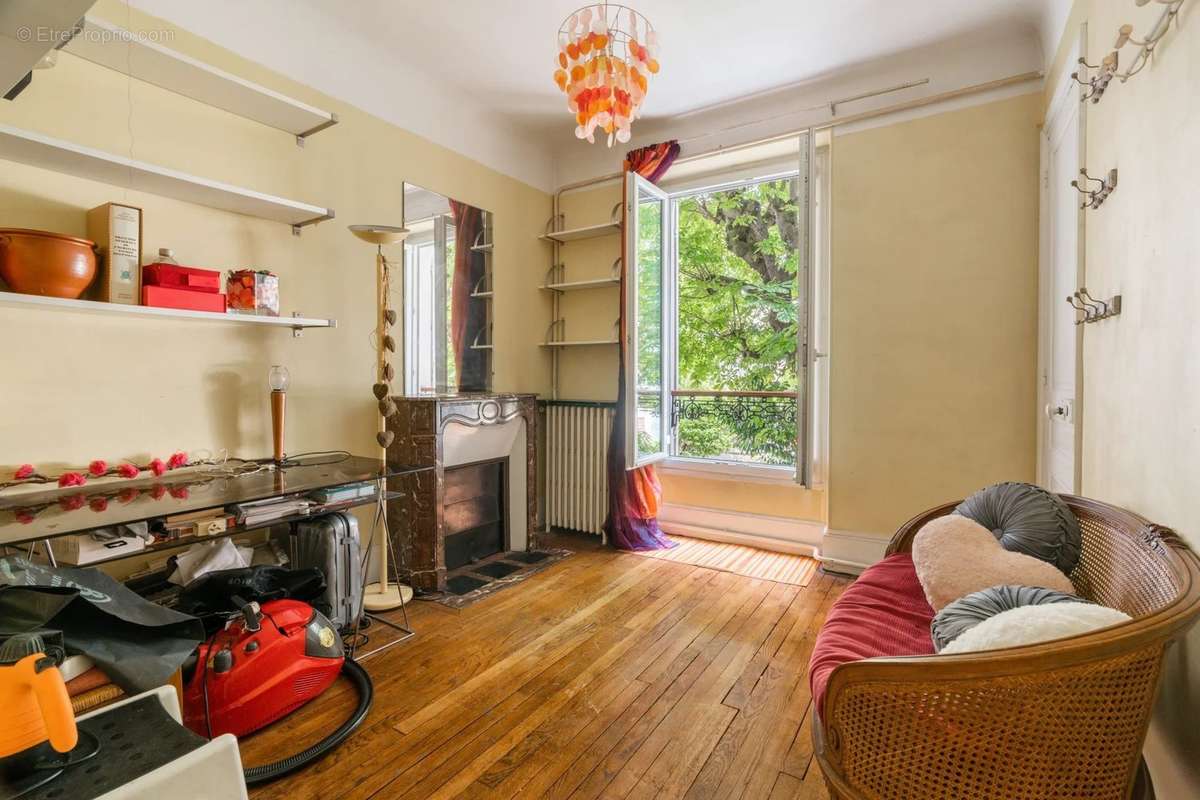 Appartement à LEVALLOIS-PERRET