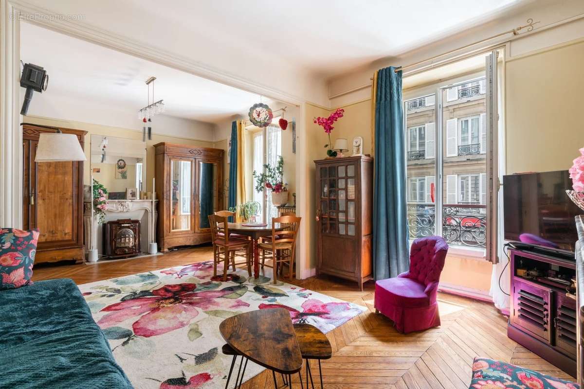 Appartement à LEVALLOIS-PERRET