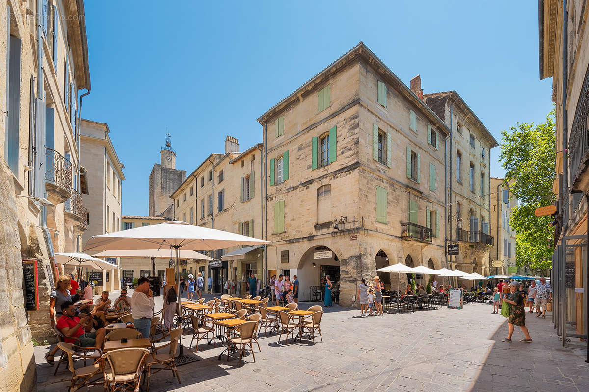 Appartement à UZES