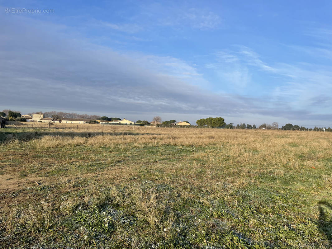 Terrain à NIMES