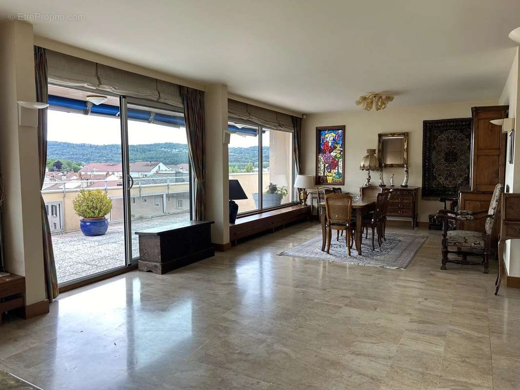 Appartement à OYONNAX