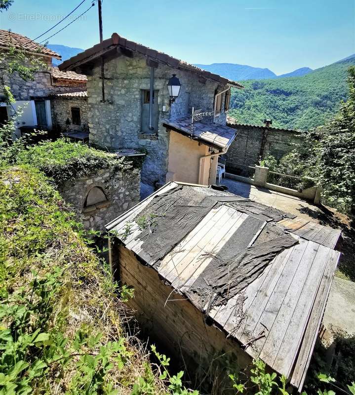 Maison à LANTOSQUE