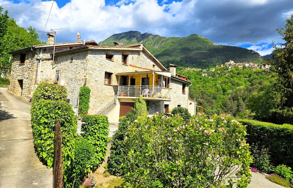 Maison à LA BOLLENE-VESUBIE