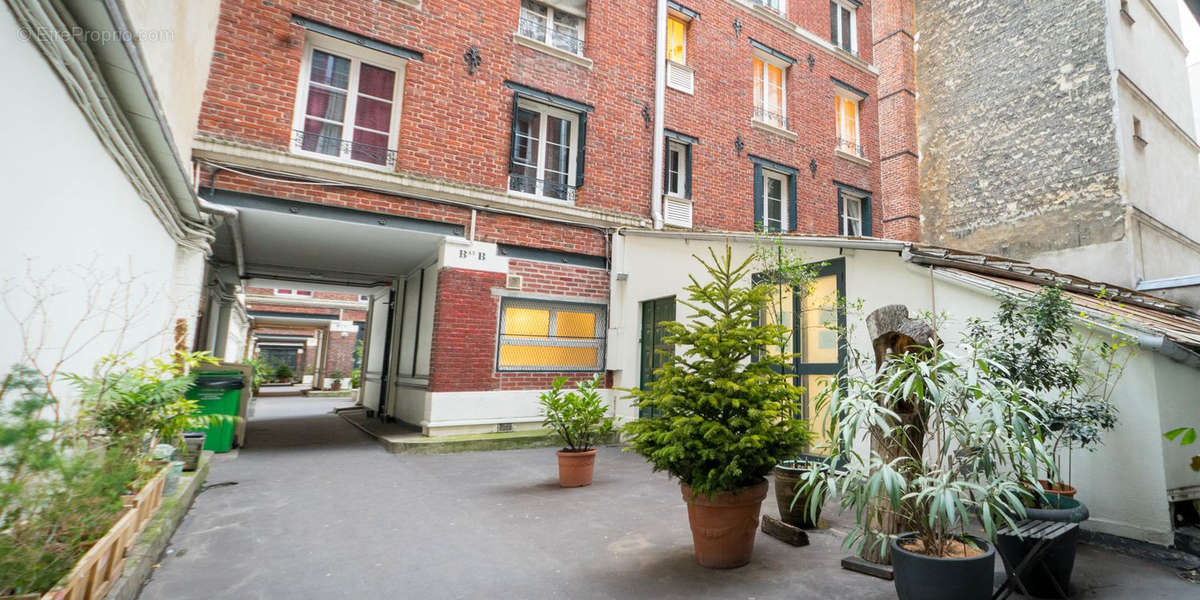 Appartement à PARIS-11E