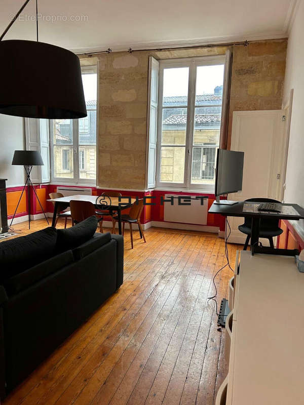 Appartement à BORDEAUX