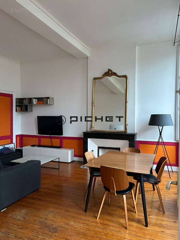 Appartement à BORDEAUX