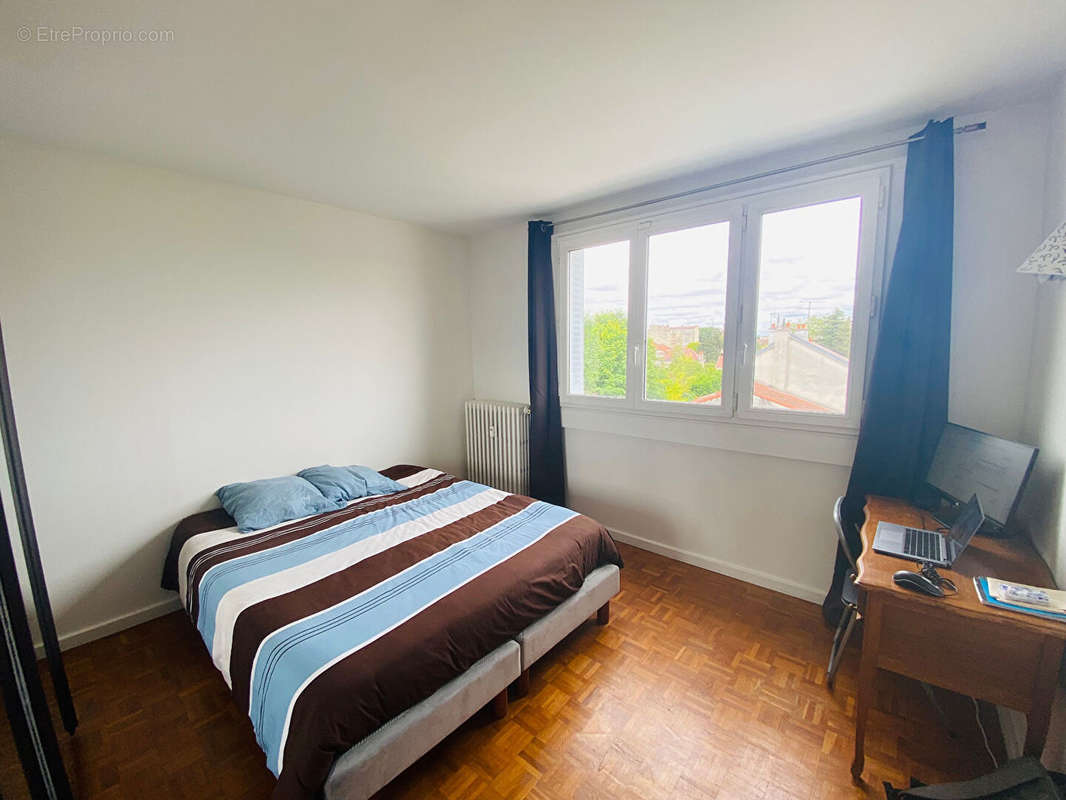 Appartement à NOGENT-SUR-MARNE