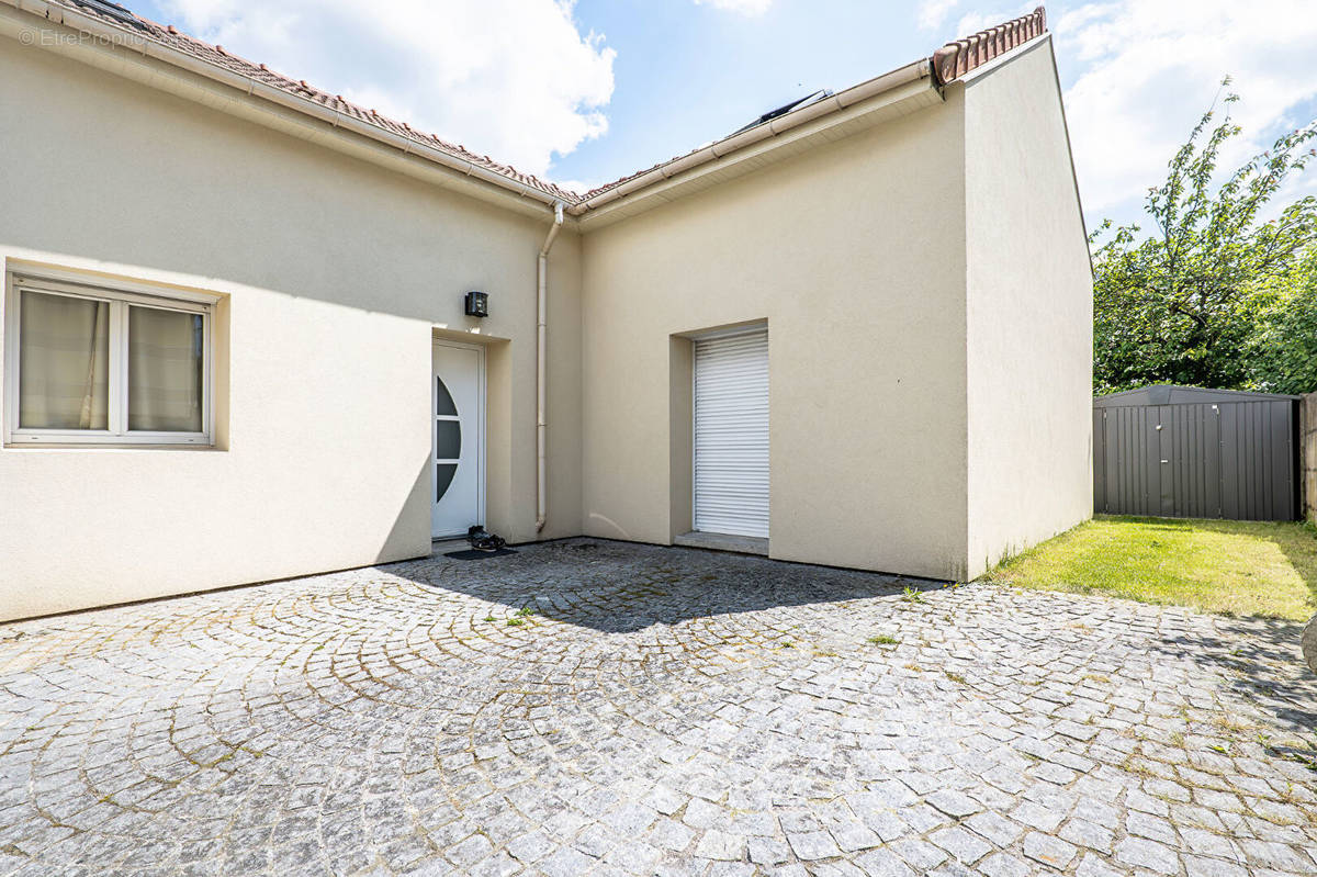 Maison à CHAMPIGNY-SUR-MARNE