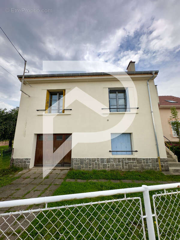 Maison à BELLERIVE-SUR-ALLIER