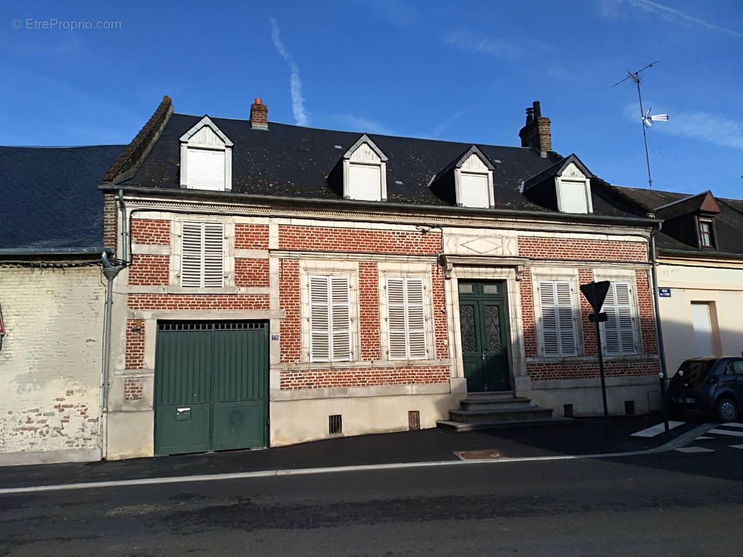 Maison à ORIGNY-SAINTE-BENOITE