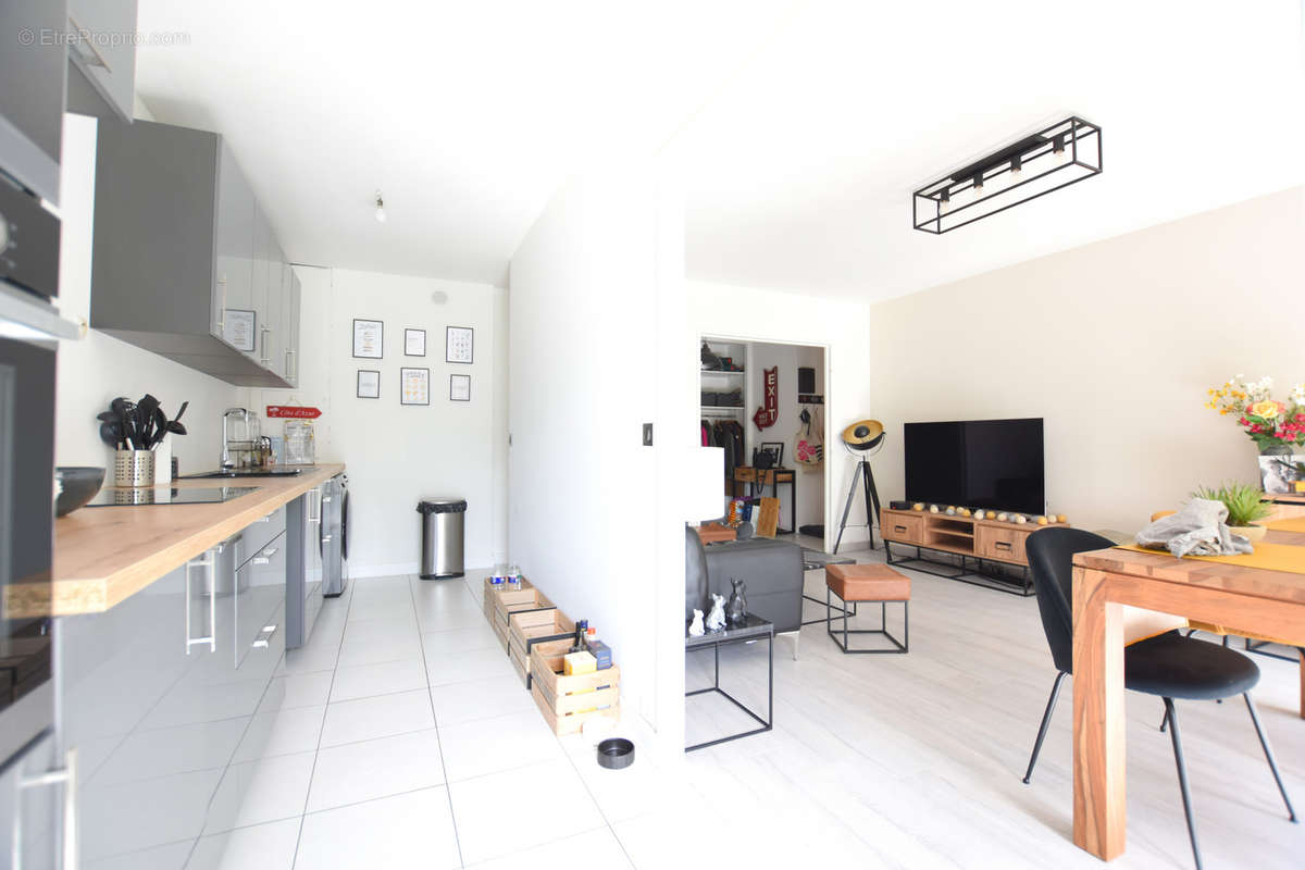 Appartement à LES ESSARTS-LE-ROI