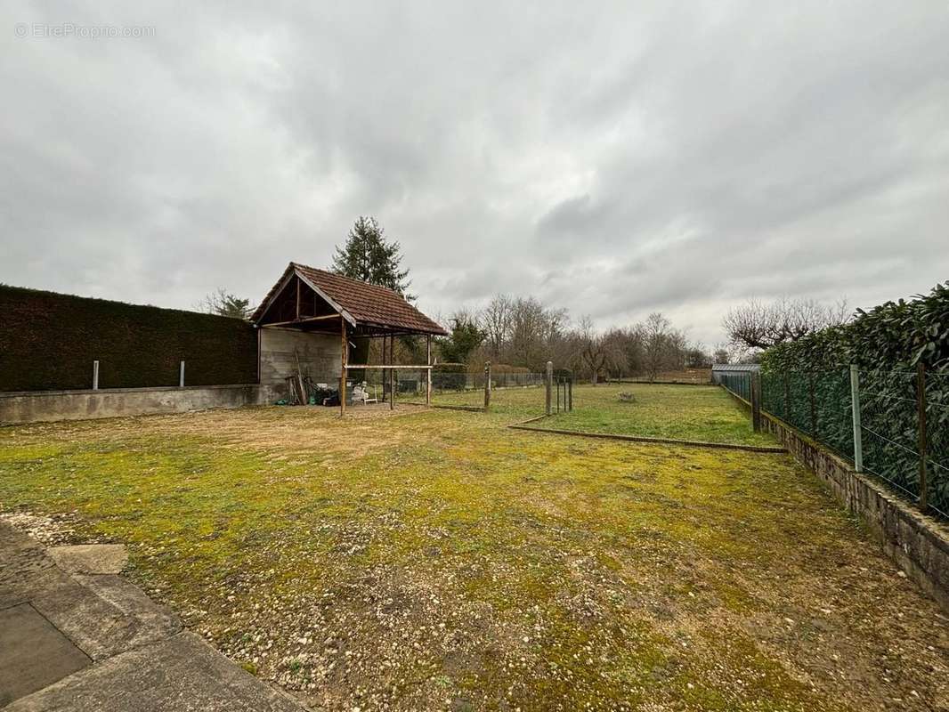 Maison à CHAGNY