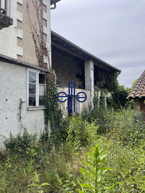 Maison à SAINT-MEARD-DE-DRONE