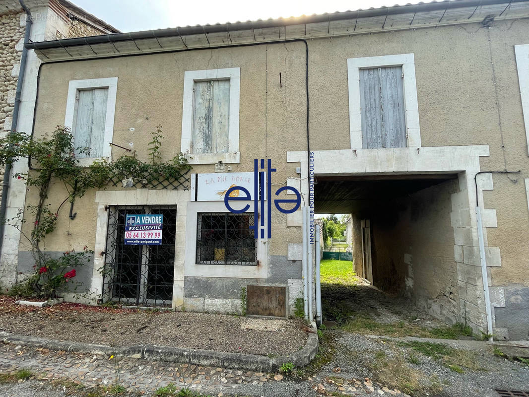 Maison à SAINT-MEARD-DE-DRONE