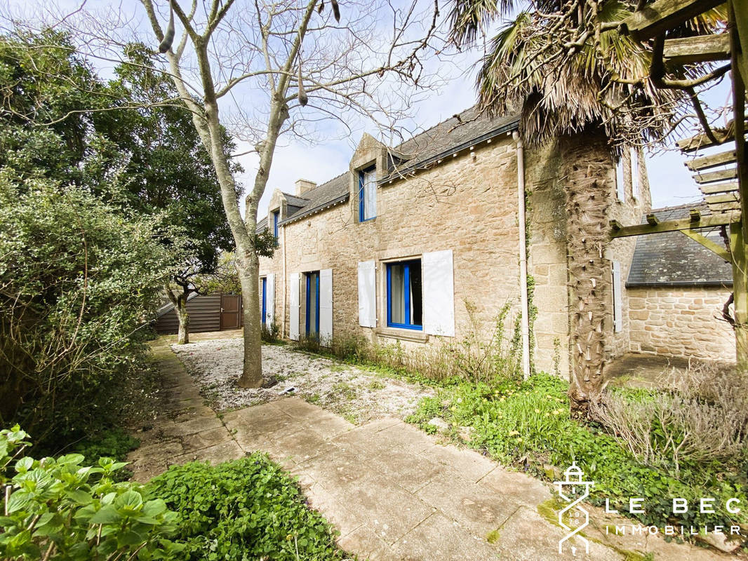 Maison à LARMOR-BADEN