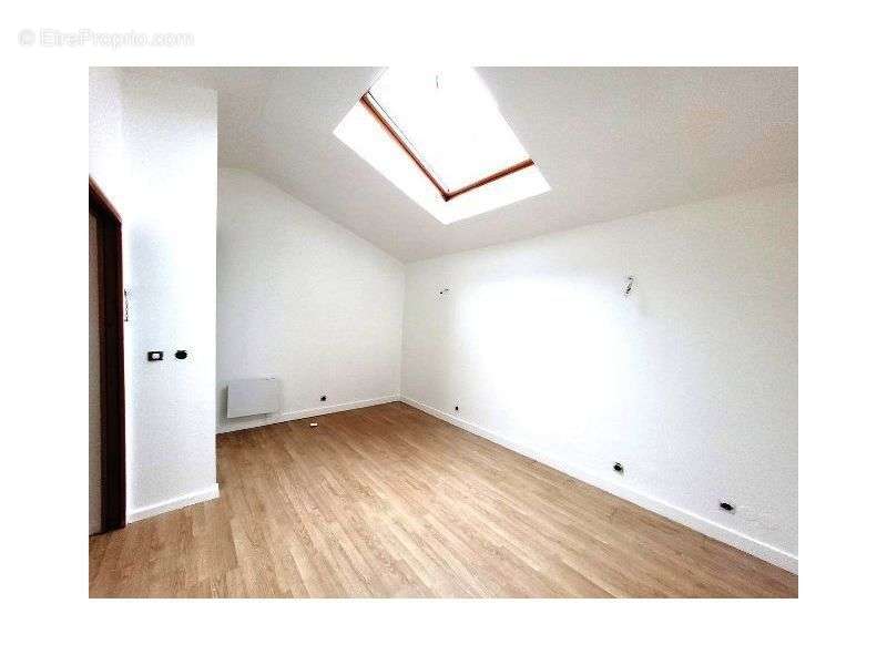 Appartement à LE PERREUX-SUR-MARNE