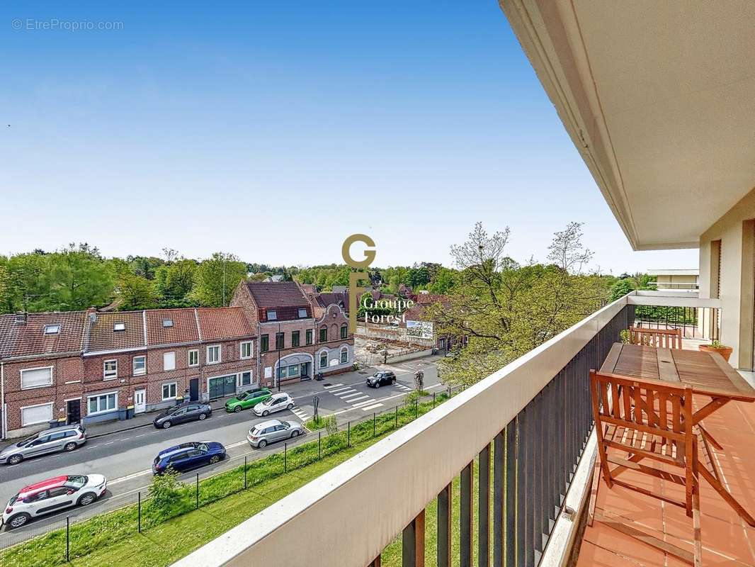 LARGE BALCON - Appartement à CROIX