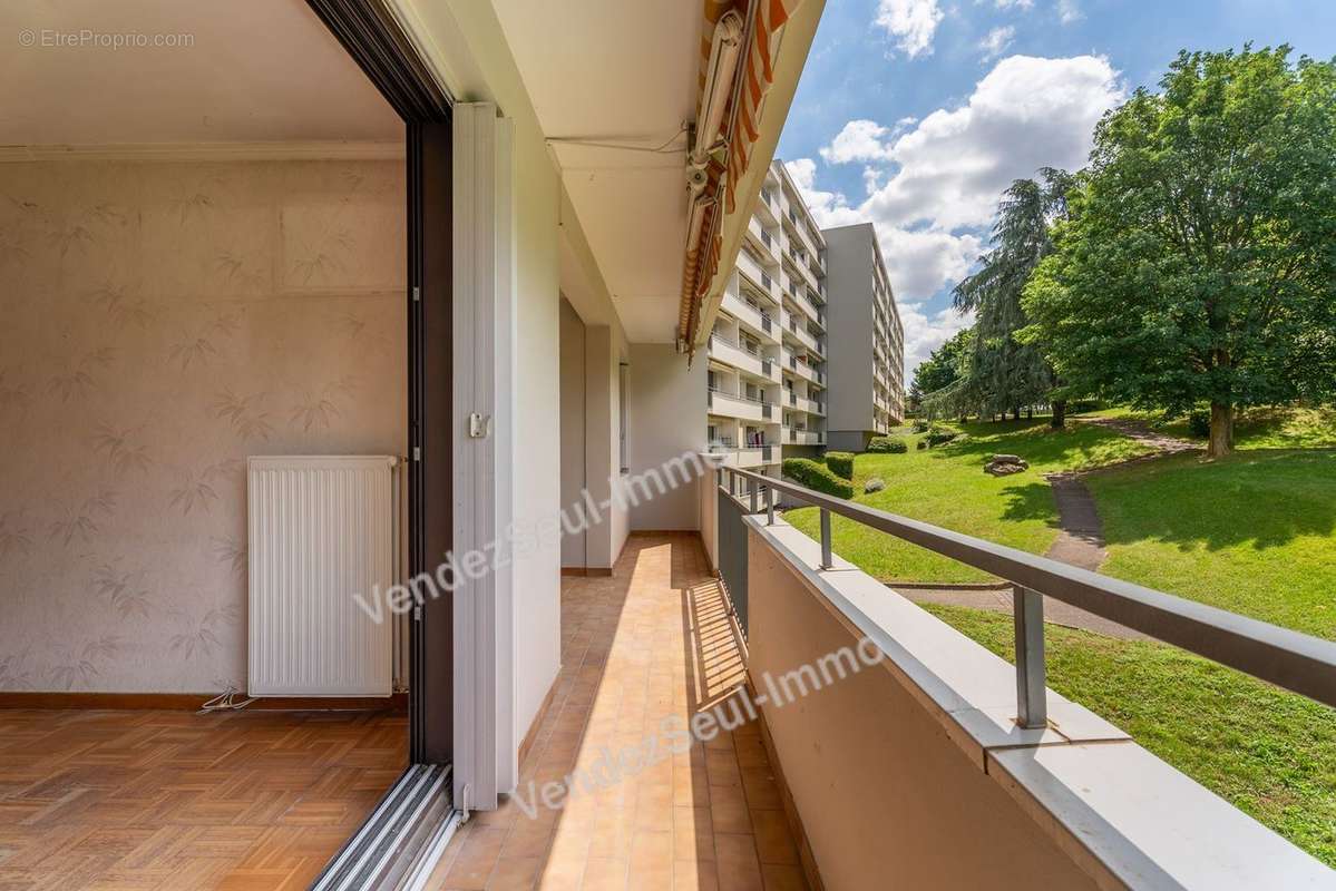 Appartement à OULLINS