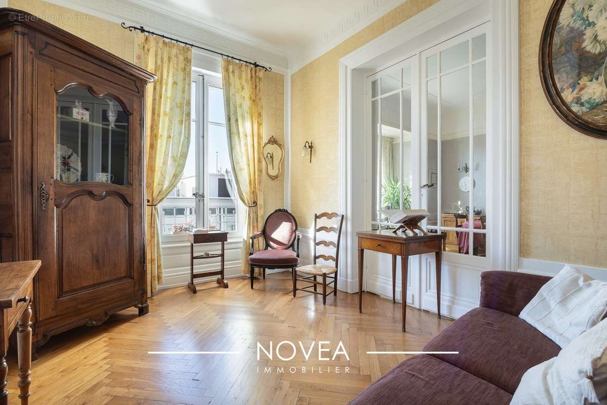 Appartement à LYON-6E