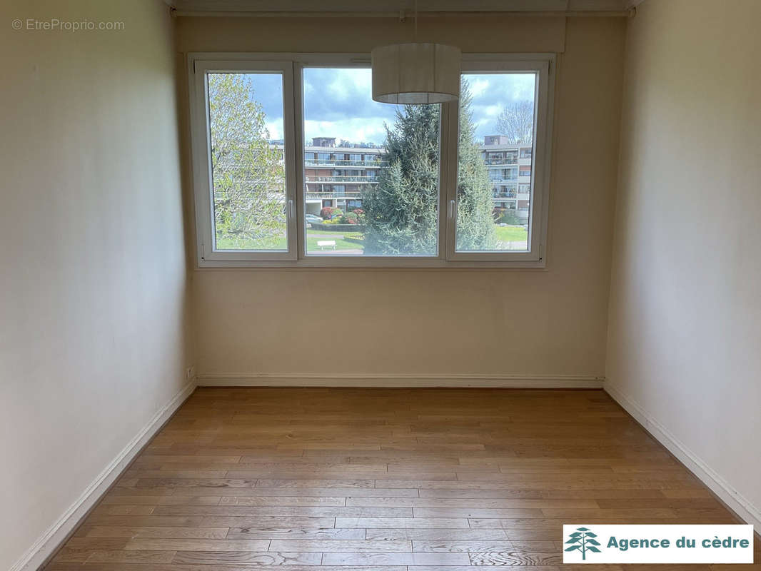 Appartement à NOISY-LE-ROI