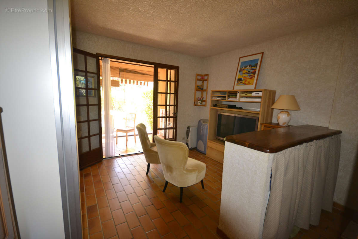 Appartement à BORMES-LES-MIMOSAS