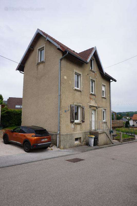 Maison à CHARQUEMONT