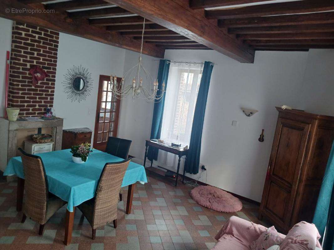 Maison à BEAUMETZ-LES-LOGES