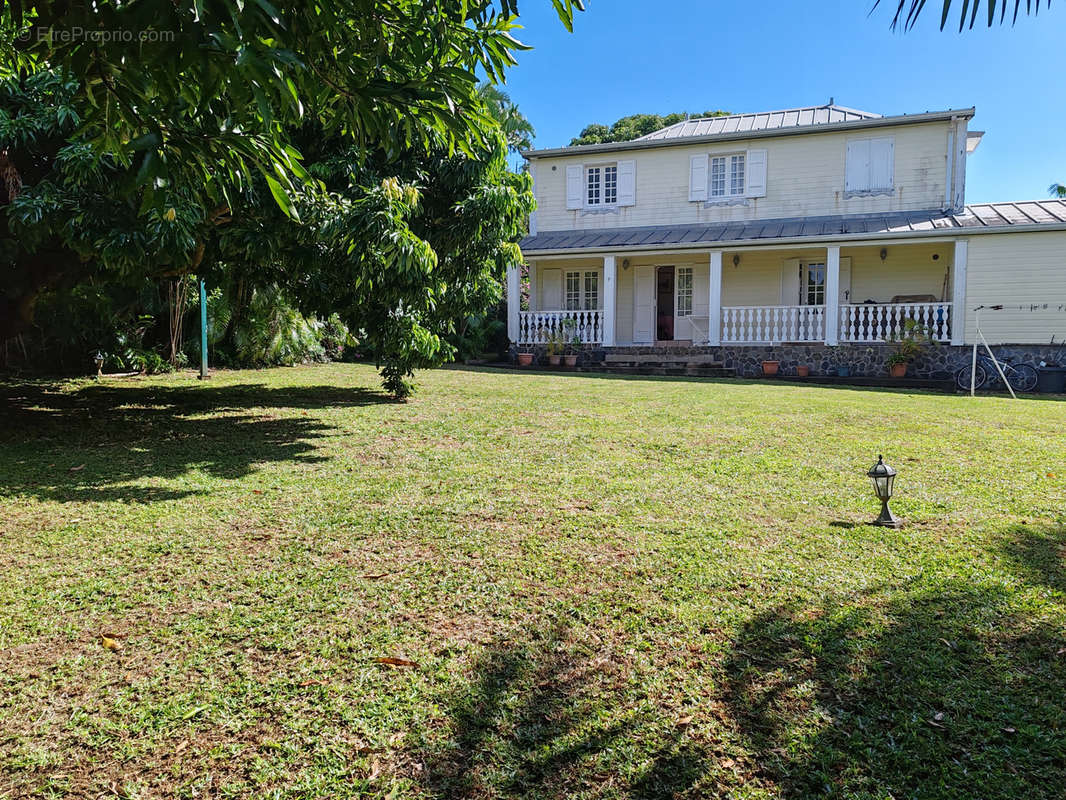 Maison à SAINT-BENOIT