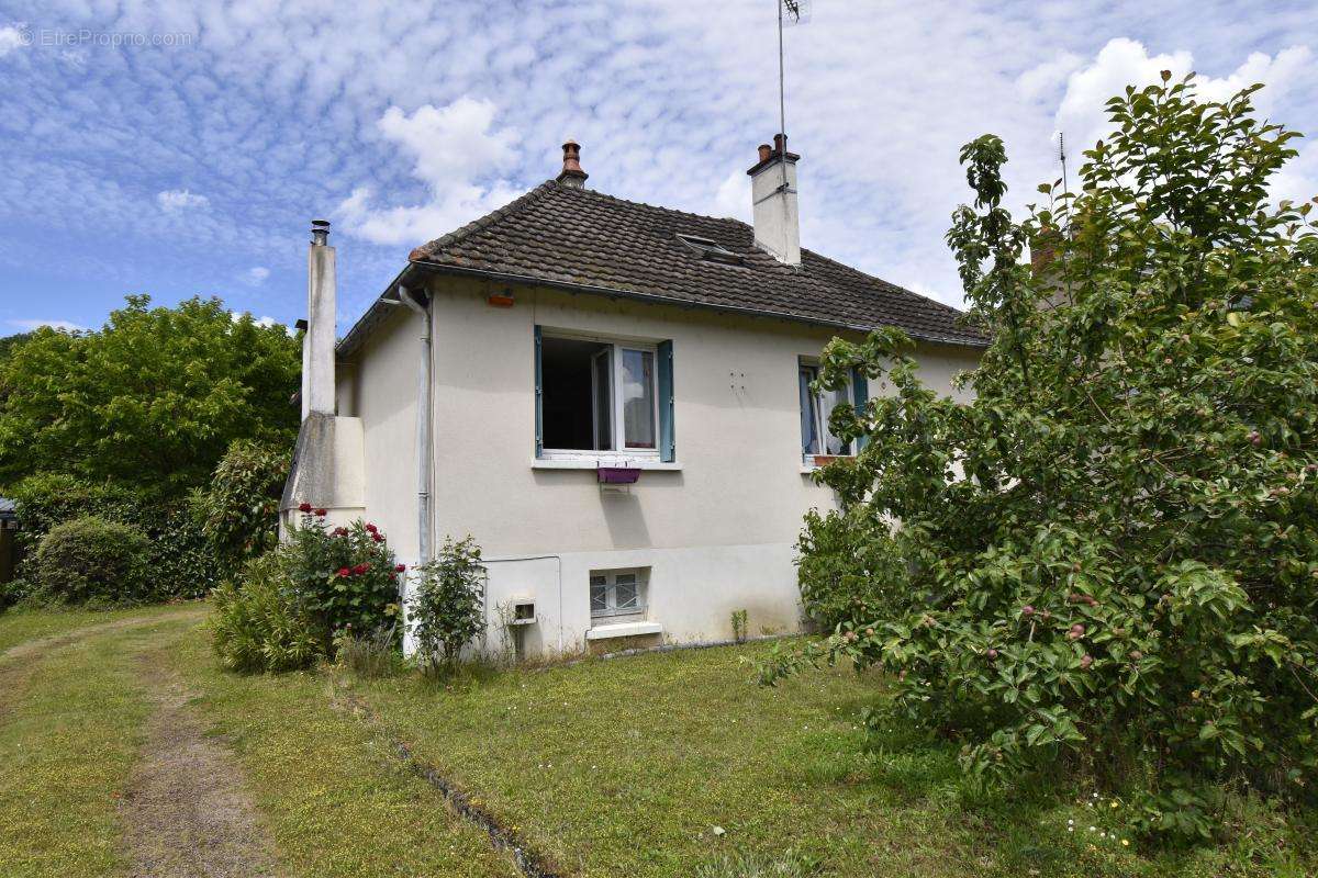 Maison à NEUVY-SUR-LOIRE