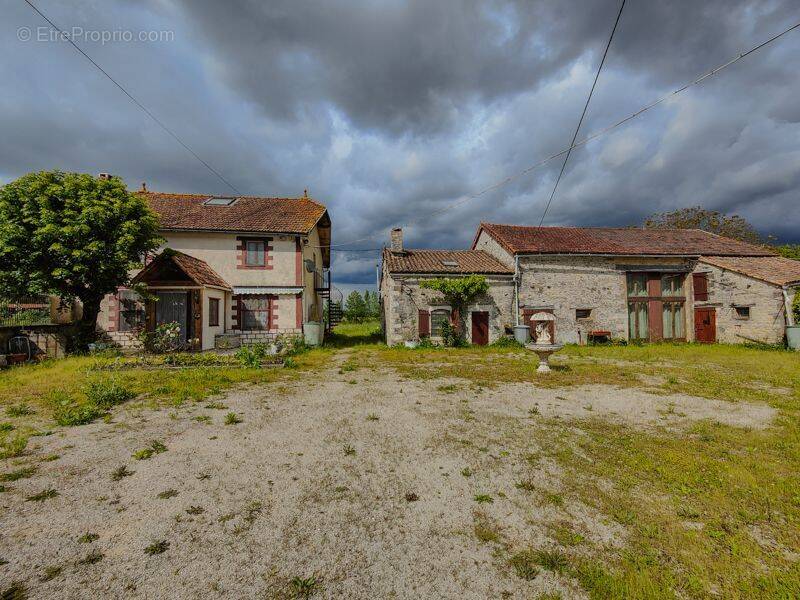 Maison à CHAUNAY